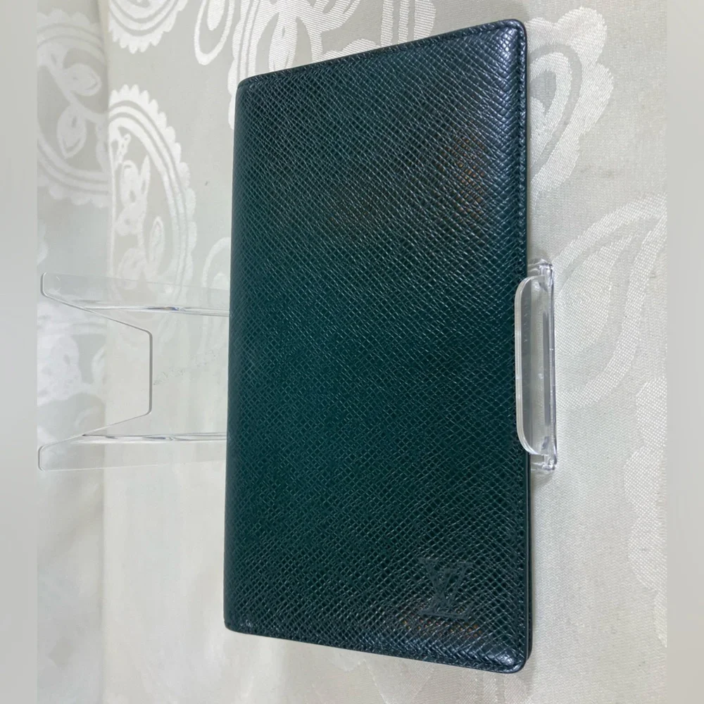 1043: Louis Vuitton Taiga Leather Long Bifold Wallet Green